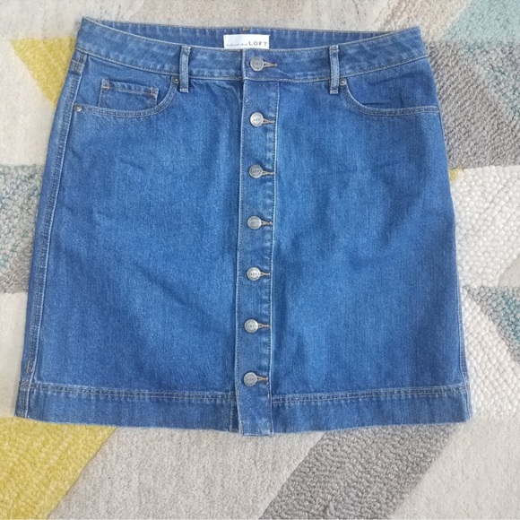 Ann Taylor Loft Button Denim Jean Skirt Size 8 - Picture 2 of 2